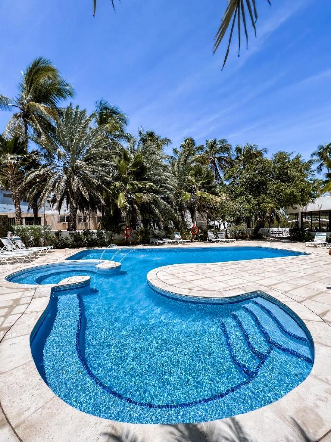 Hotel California Playa El Yaque Exteriér fotografie